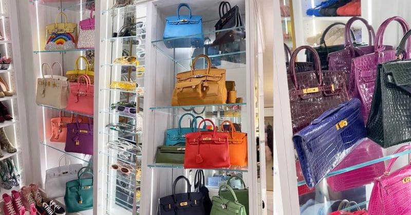 Instagram.com/iamcardib